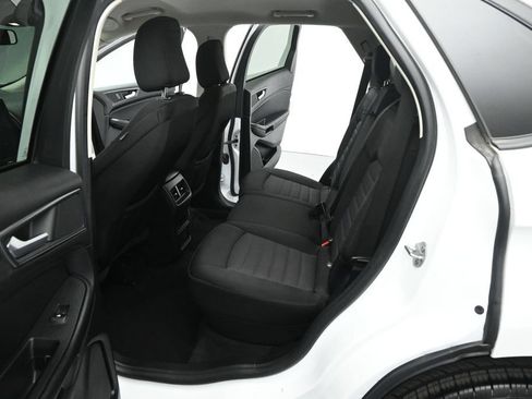 Used 2022 Ford Edge SE w/ Black Appearance Package AWD/4WD image 18