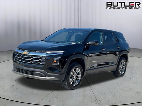 Used 2026 Chevrolet Equinox LT FWD image 1