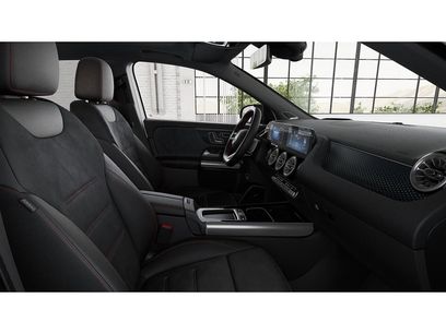 New 2025 Mercedes-Benz GLA 250