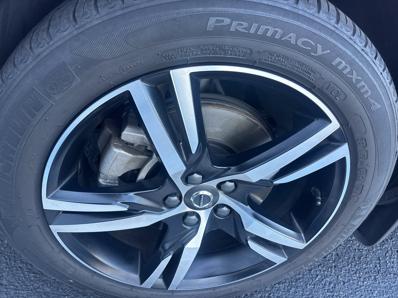 Used 2019 Volvo XC40 T5 R-Design AWD/4WD image 8