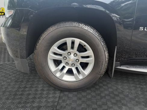 Used 2020 Chevrolet Suburban LT RWD image 14