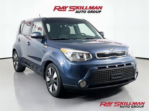 Used 2015 Kia Soul ! w/ Sun & Sound Package FWD image 1