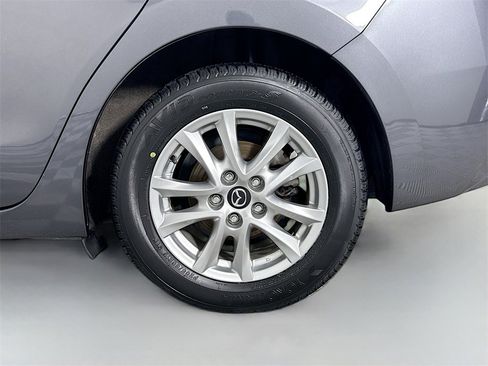Used 2014 MAZDA MAZDA3 i Touring image 27
