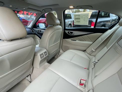 Used 2019 INFINITI Q50 Luxe w/ Essential Package (3.0T Luxe) image 22