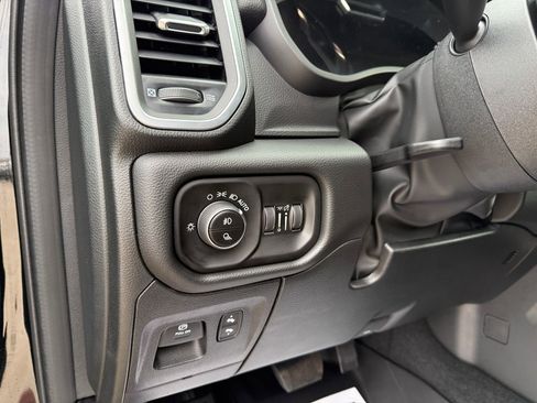 New 2026 RAM 1500 4x4 Crew Cab image 19