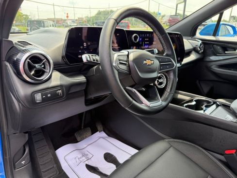 Used 2024 Chevrolet Blazer EV LT AWD/4WD image 20