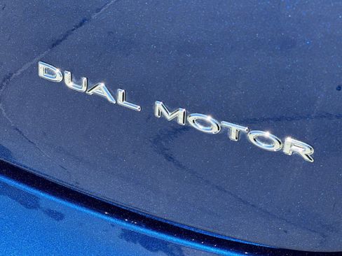 Used 2022 Tesla Model 3 Long Range AWD/4WD image 26