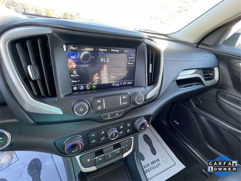 Used 2024 GMC Terrain Denali w/ Denali Premium Package image 23