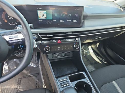 Used 2025 Hyundai Sonata SEL FWD image 21