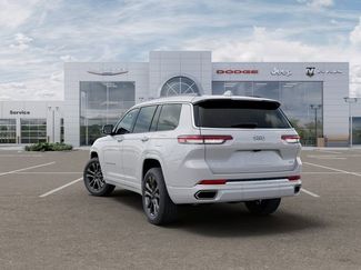 New 2025 Jeep Grand Cherokee L Overland w/ Luxury Tech Group IV video 3