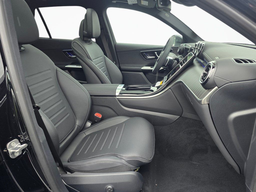 New 2026 Mercedes-Benz GLC 300 4MATIC image 24