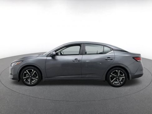 Used 2025 Nissan Sentra SV FWD image 4
