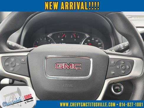 Used 2024 GMC Terrain SLE image 13