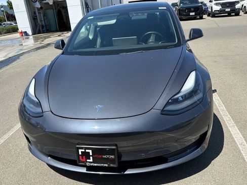 Used 2022 Tesla Model 3 Long Range AWD/4WD image 3