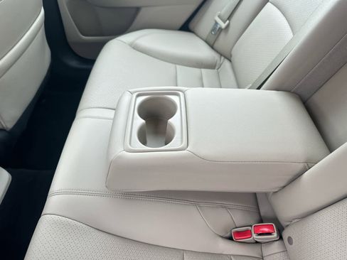 Used 2016 Honda Accord EX-L image 24