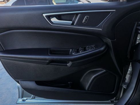 Used 2023 Ford Edge SEL image 28