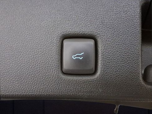 Certified 2022 Ford Escape SEL AWD/4WD image 29