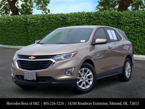 Used 2019 Chevrolet Equinox LT FWD image 1