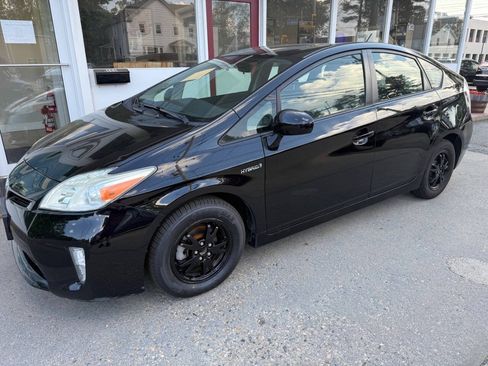 Used 2013 Toyota Prius Two FWD image 29