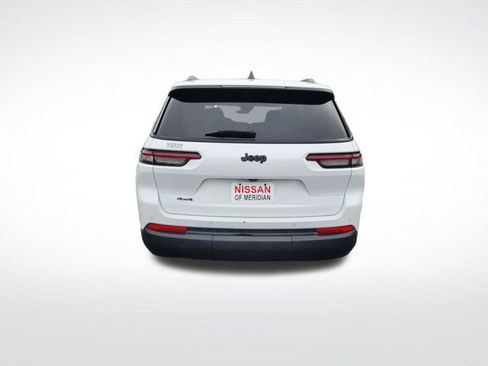 Used 2023 Jeep Grand Cherokee L Laredo AWD/4WD image 4