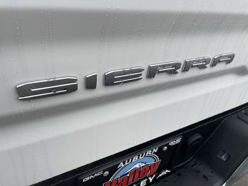 New 2026 GMC Sierra 1500 SLT image 68