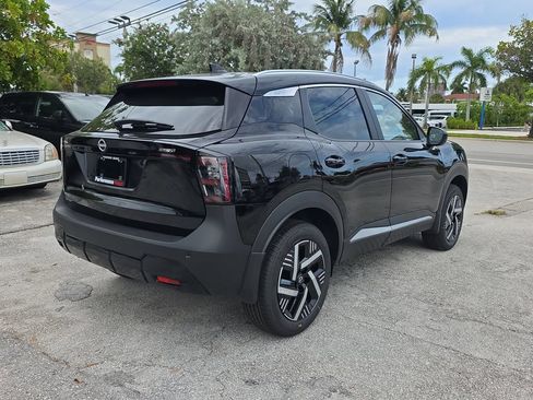 New 2026 Nissan Kicks SV FWD image 7