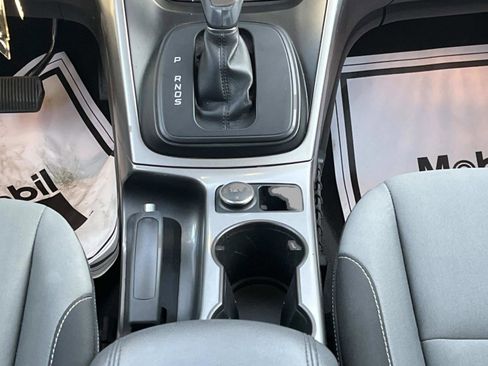 Used 2016 Ford Escape SE w/ Equipment Group 201A image 17