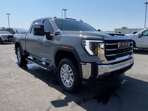 Used 2024 GMC Sierra 2500 SLT w/ SLT Premium Package AWD/4WD image 2