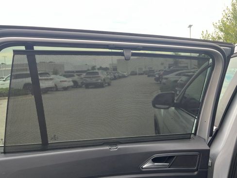 Used 2018 Volkswagen Atlas SE FWD image 29