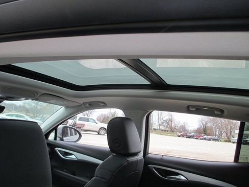 New 2026 Buick Envision Avenir image 13