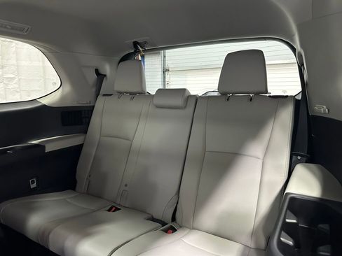 Used 2025 Toyota Grand Highlander AWD image 50