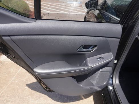 Used 2024 Nissan Sentra SV image 20