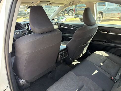 Used 2025 Toyota Camry LE FWD image 15