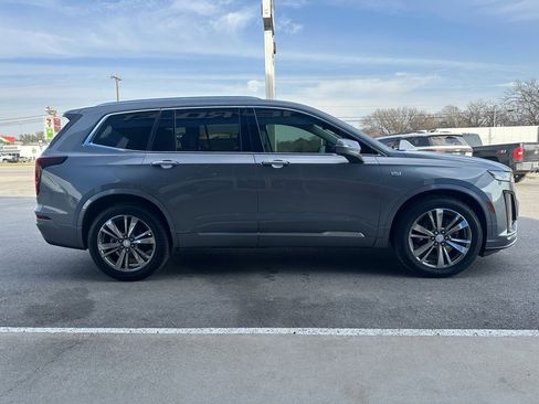 Used 2021 Cadillac XT6 Premium Luxury image 6