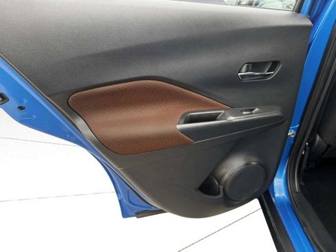 Used 2023 Nissan Kicks SR image 36