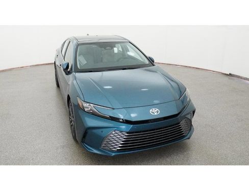 New 2026 Toyota Camry XLE image 14