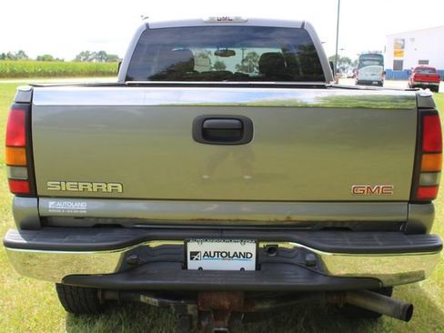 Used 2006 GMC Sierra 2500 SLE w/ Heavy-Duty Power Package image 5