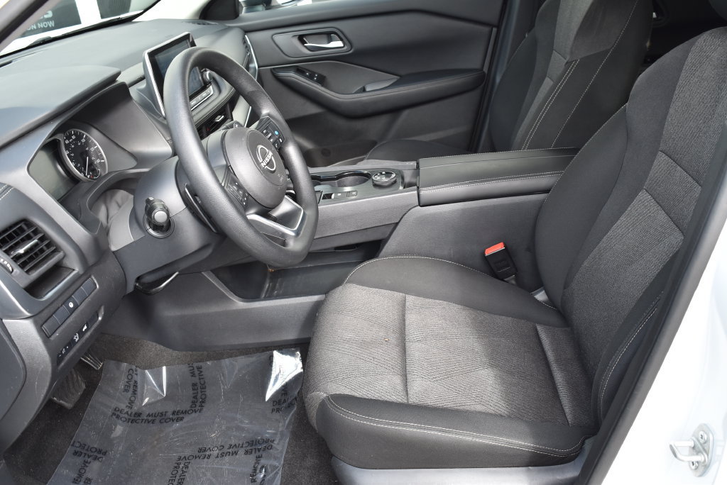 Used 2024 Nissan Rogue SV AWD/4WD image 8