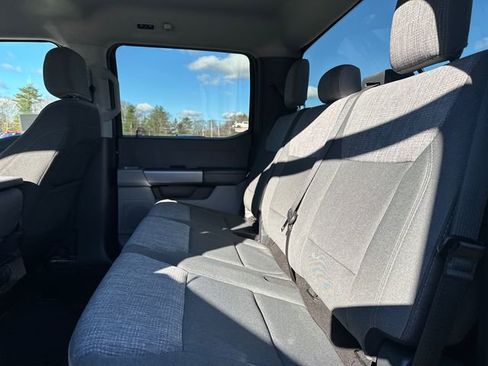 Certified 2025 Ford F450 XLT w/ Camper Package image 16