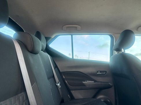 Used 2023 Nissan Kicks SV FWD image 30