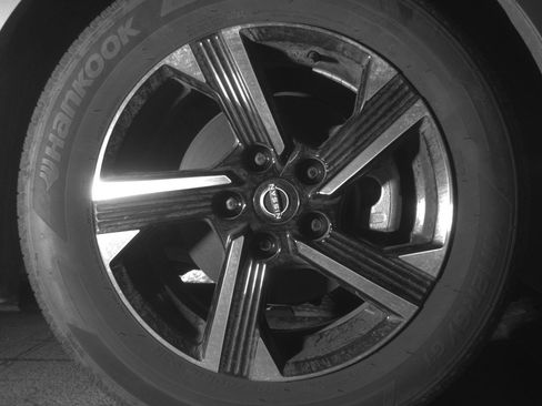 Used 2025 Nissan Sentra SV image 13