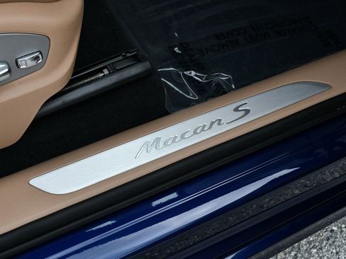 Used 2024 Porsche Macan S AWD/4WD image 64
