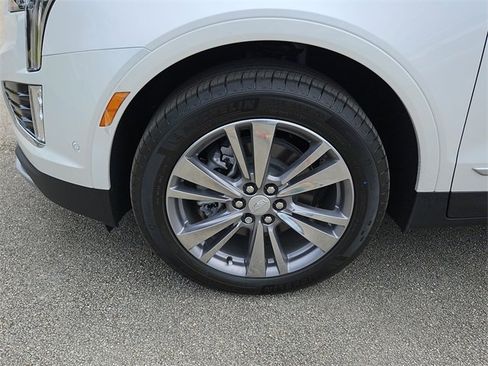 New 2025 Cadillac XT5 Premium Luxury w/ Technology Package image 18