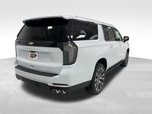 New 2026 Chevrolet Suburban High Country AWD/4WD image 18