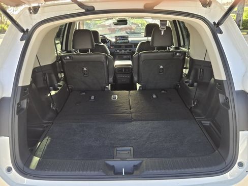 Used 2023 Honda Pilot EX-L image 16