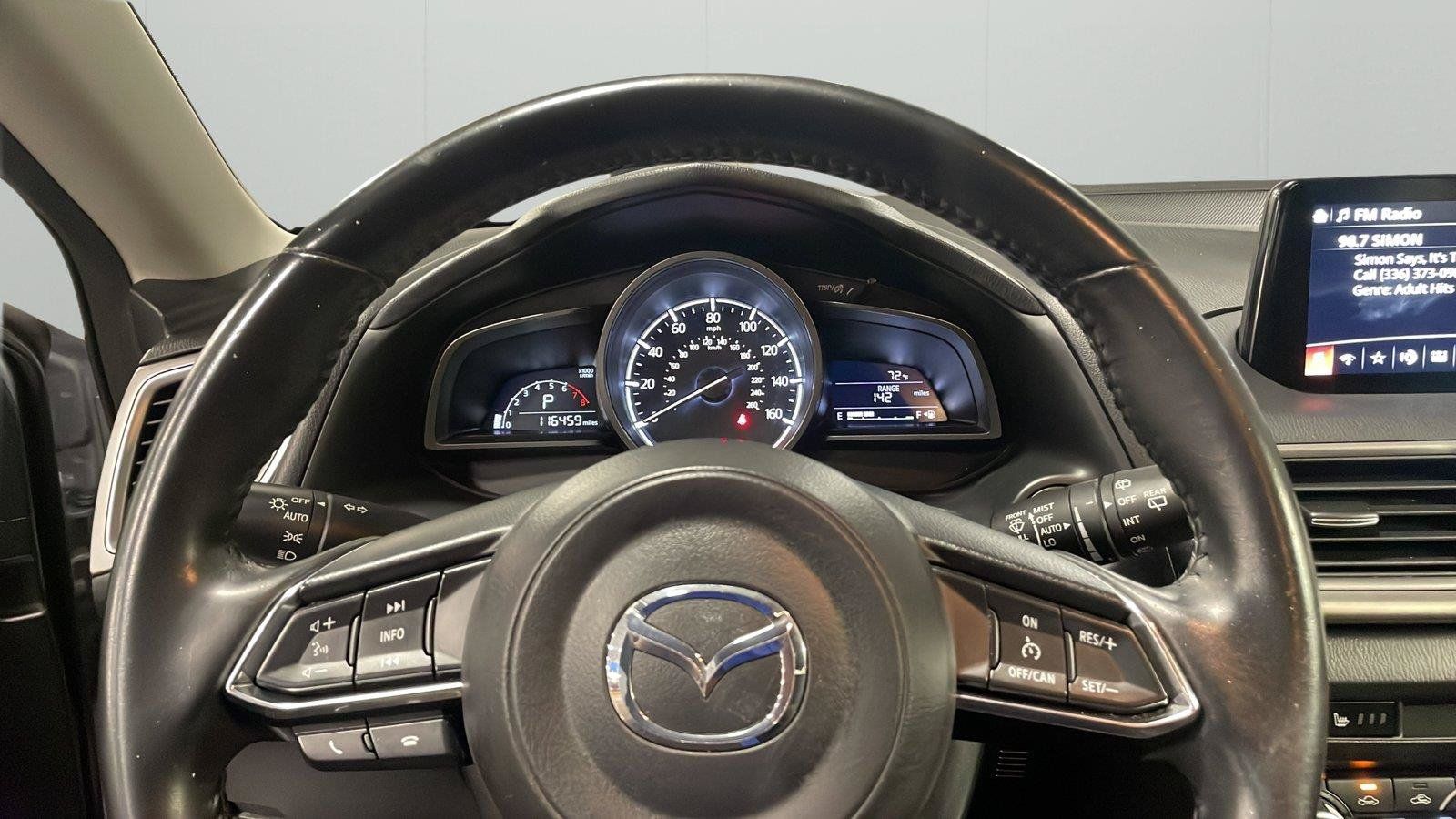 Used 2018 MAZDA MAZDA3 Touring FWD image 21