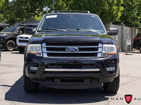 Used 2017 Ford Expedition Limited w/ Equipment Group 301A AWD/4WD image 16