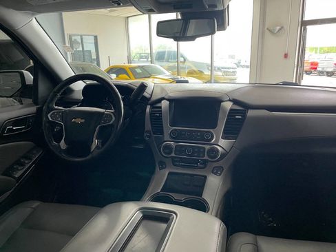Used 2020 Chevrolet Suburban LT image 31