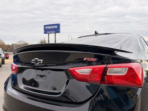 Used 2021 Chevrolet Malibu RS image 18