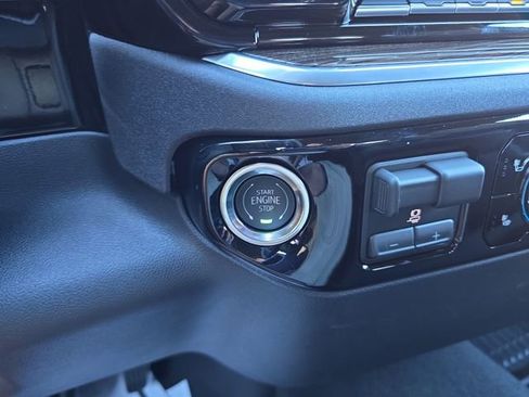 New 2026 GMC Sierra 1500 Elevation image 21